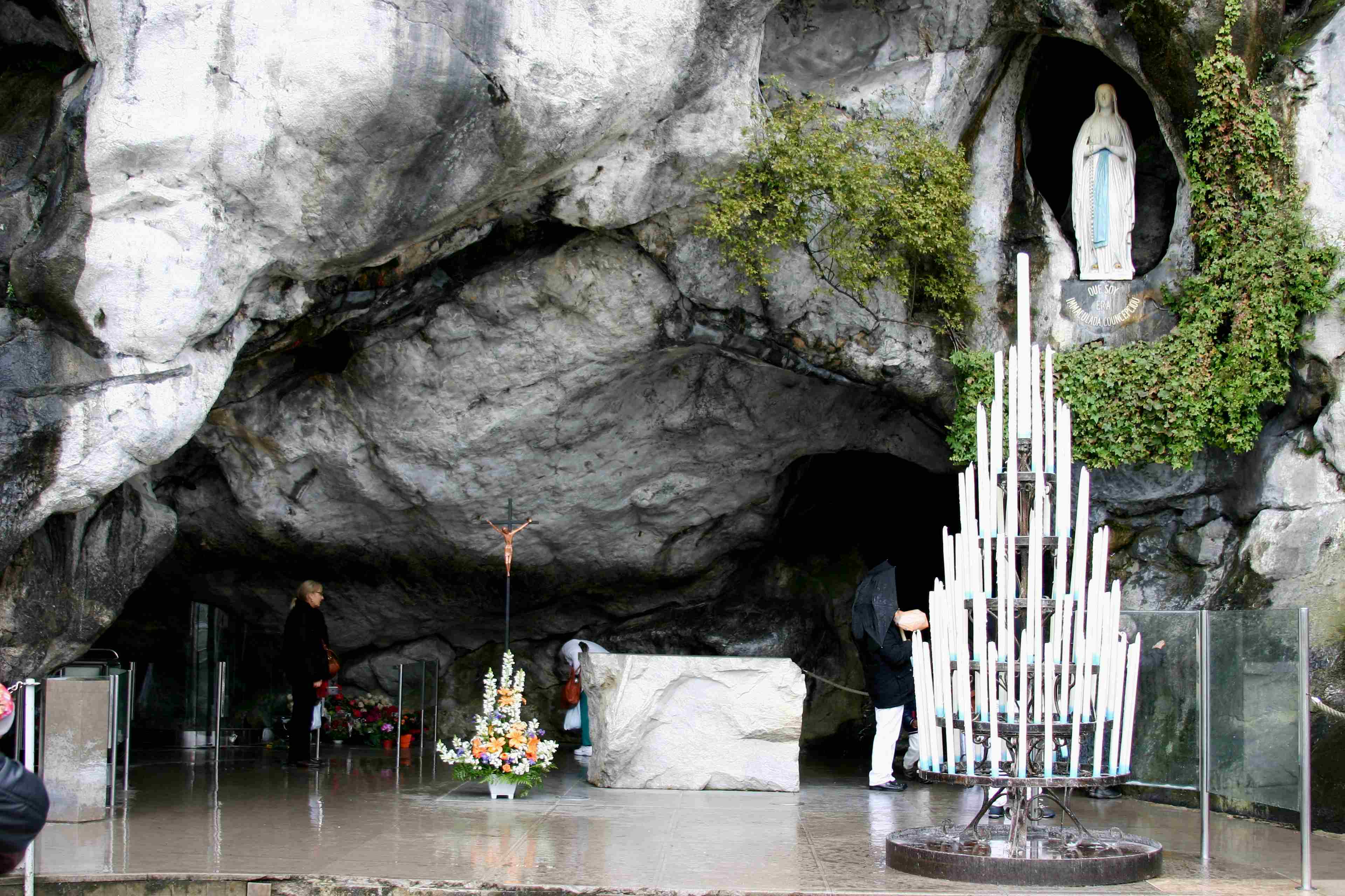 Que pensez-vous des miracles de Lourdes?