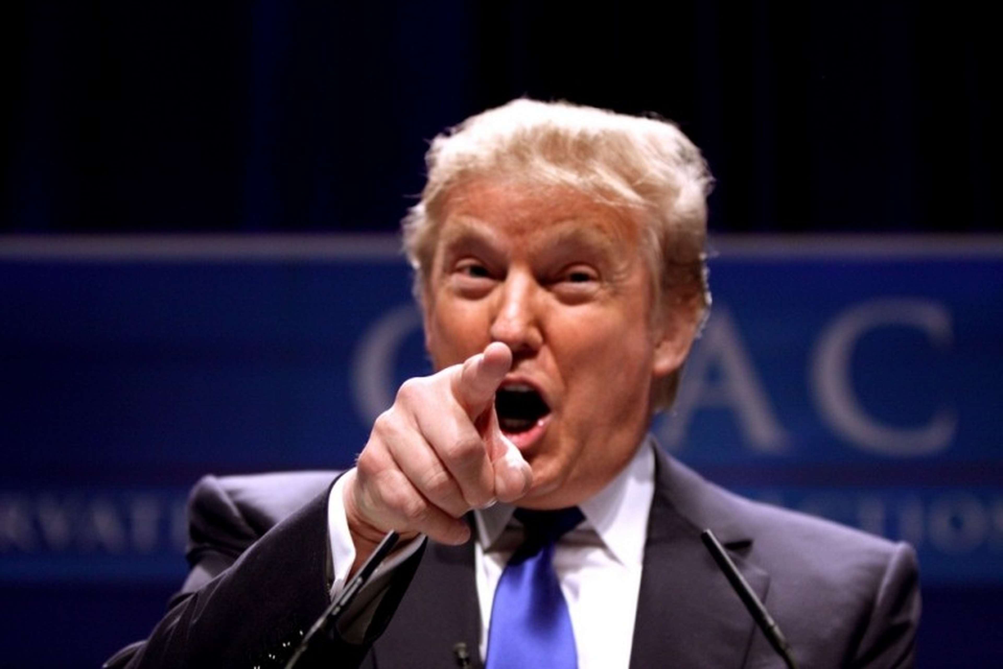 /assets/images/upload/trumpenorme.jpg