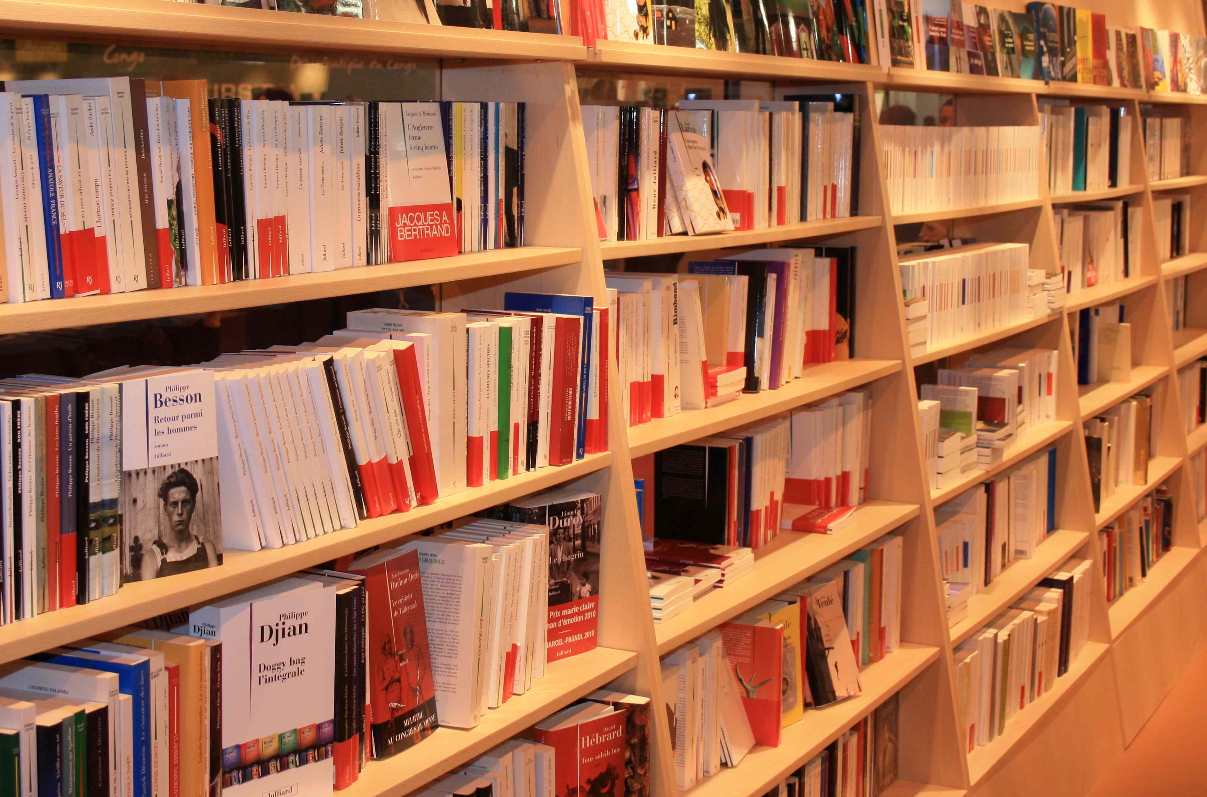 /assets/images/upload/Salon_Du_Livre.jpg