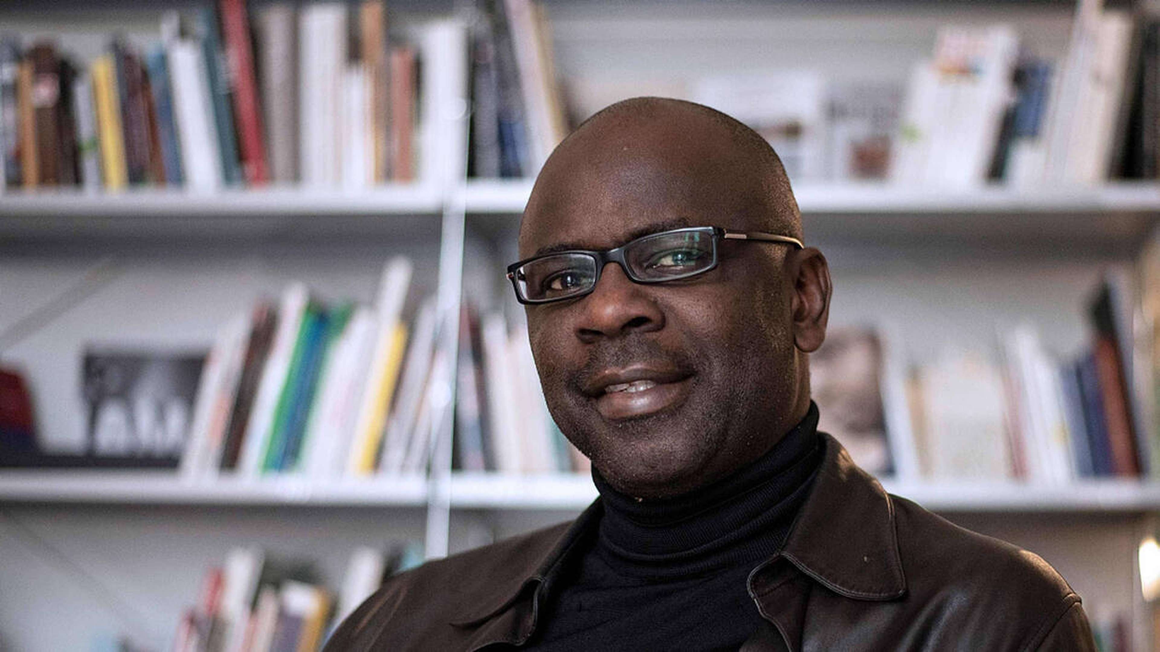 /assets/images/upload/990104c9846c19b2103b07957641c17f-football-pour-lilian-thuram-la-coupe-du-monde-est-un-cadeau-extraordinaire.jpg