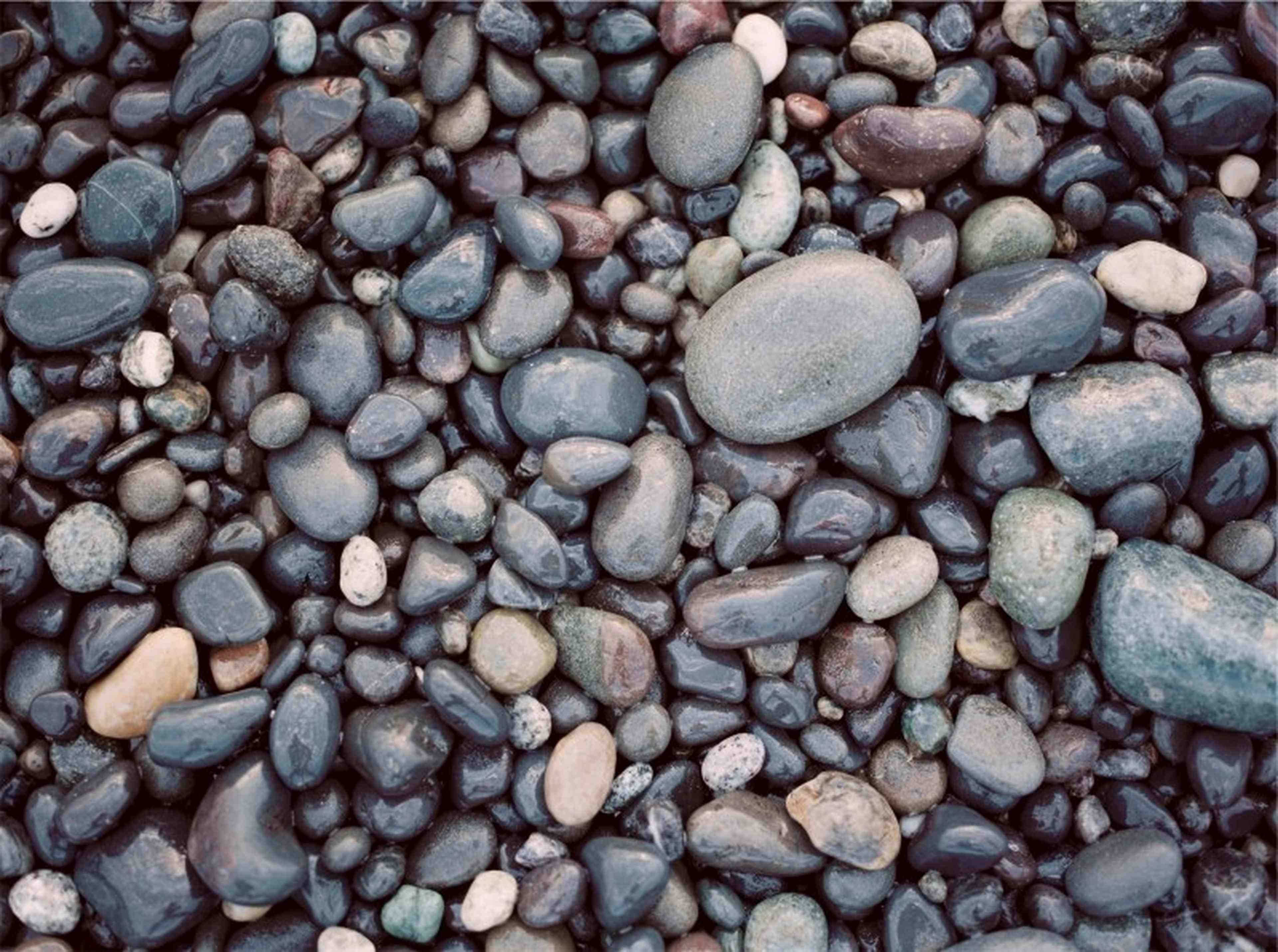 /assets/images/upload/rocks-stones-pebbles-nature-tranquil-meditation.jpg
