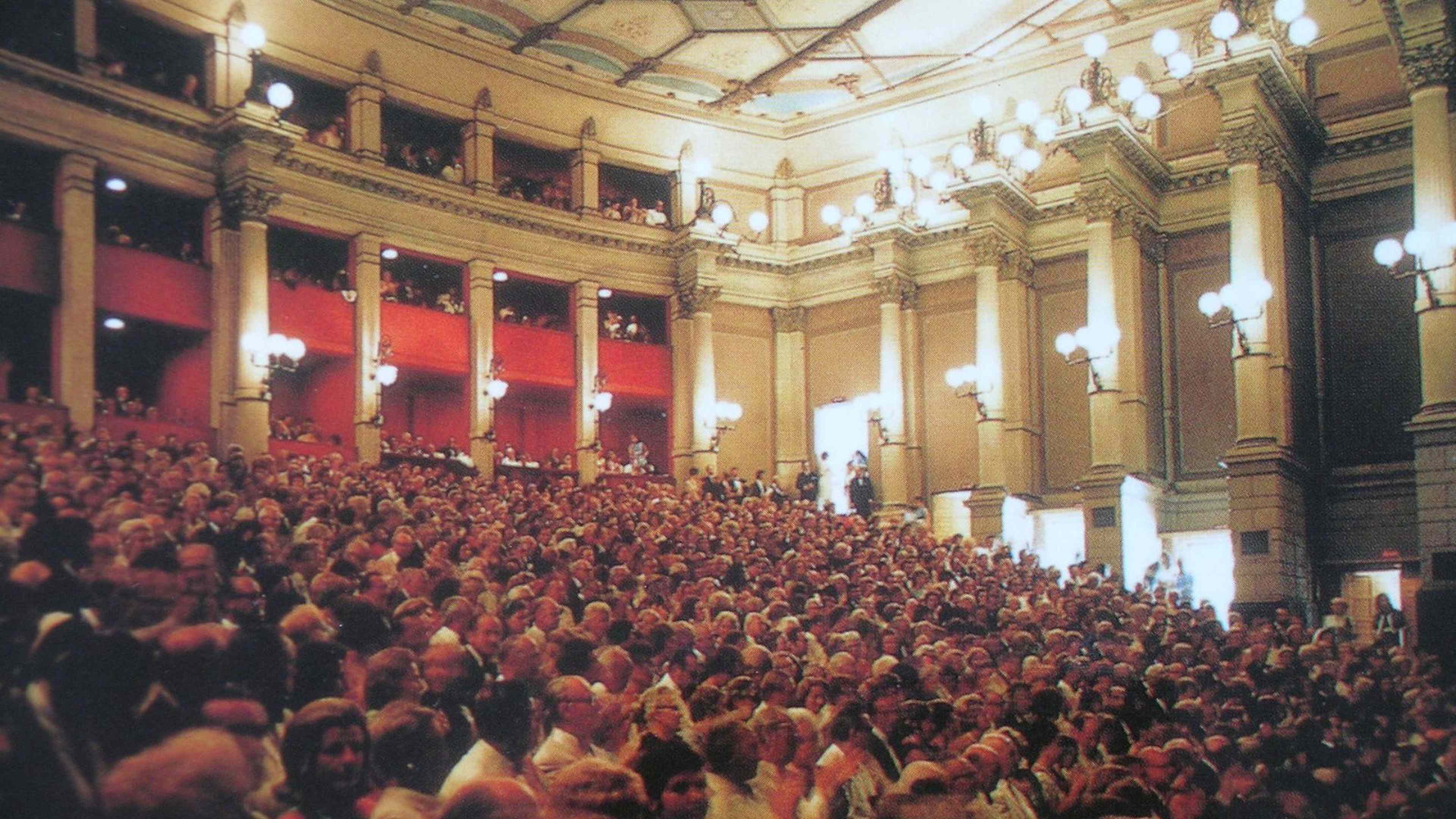 festival-opera-bayreuth-onfray