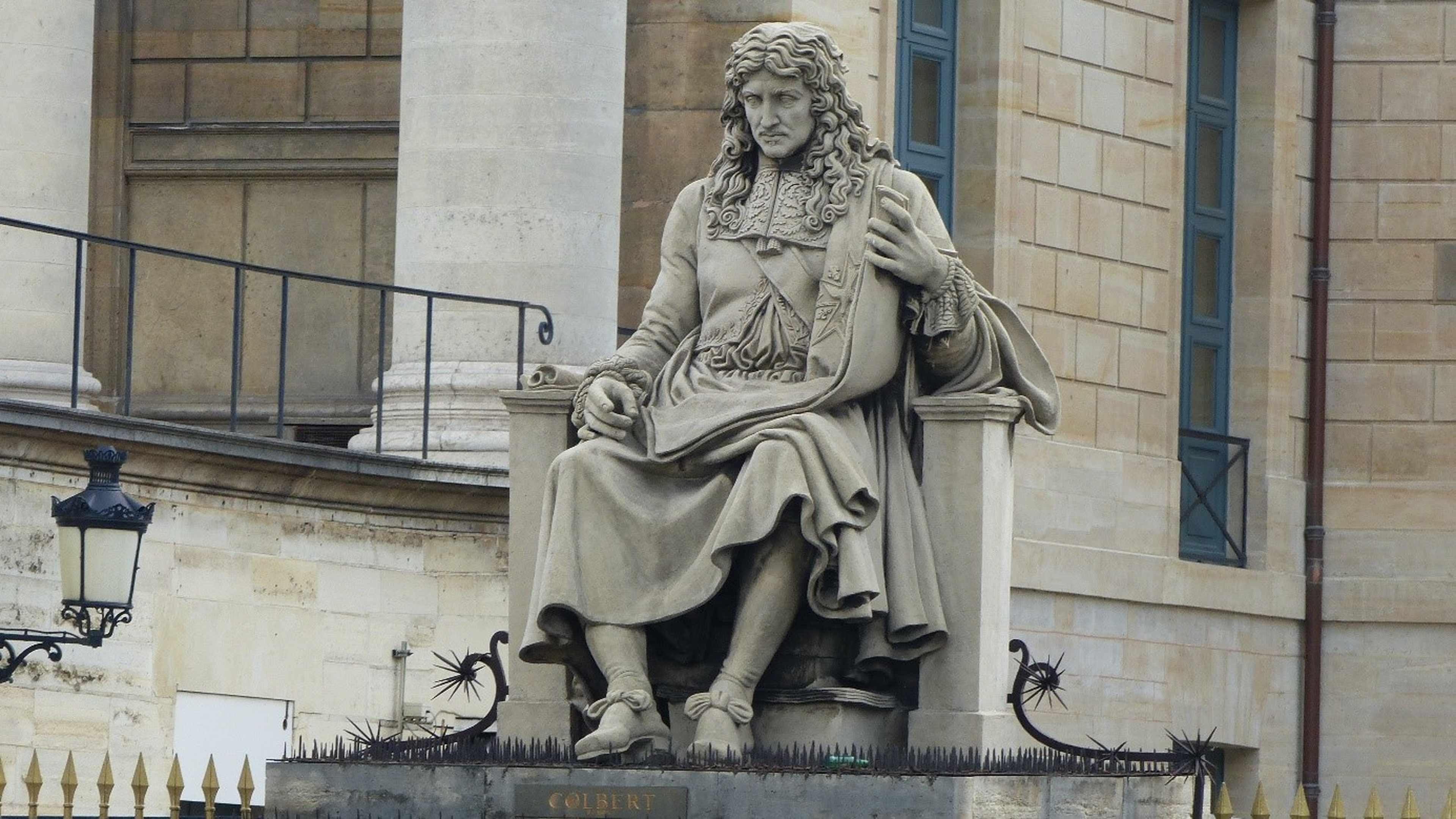 /assets/images/upload/paris_7_statue_colbert.jpg