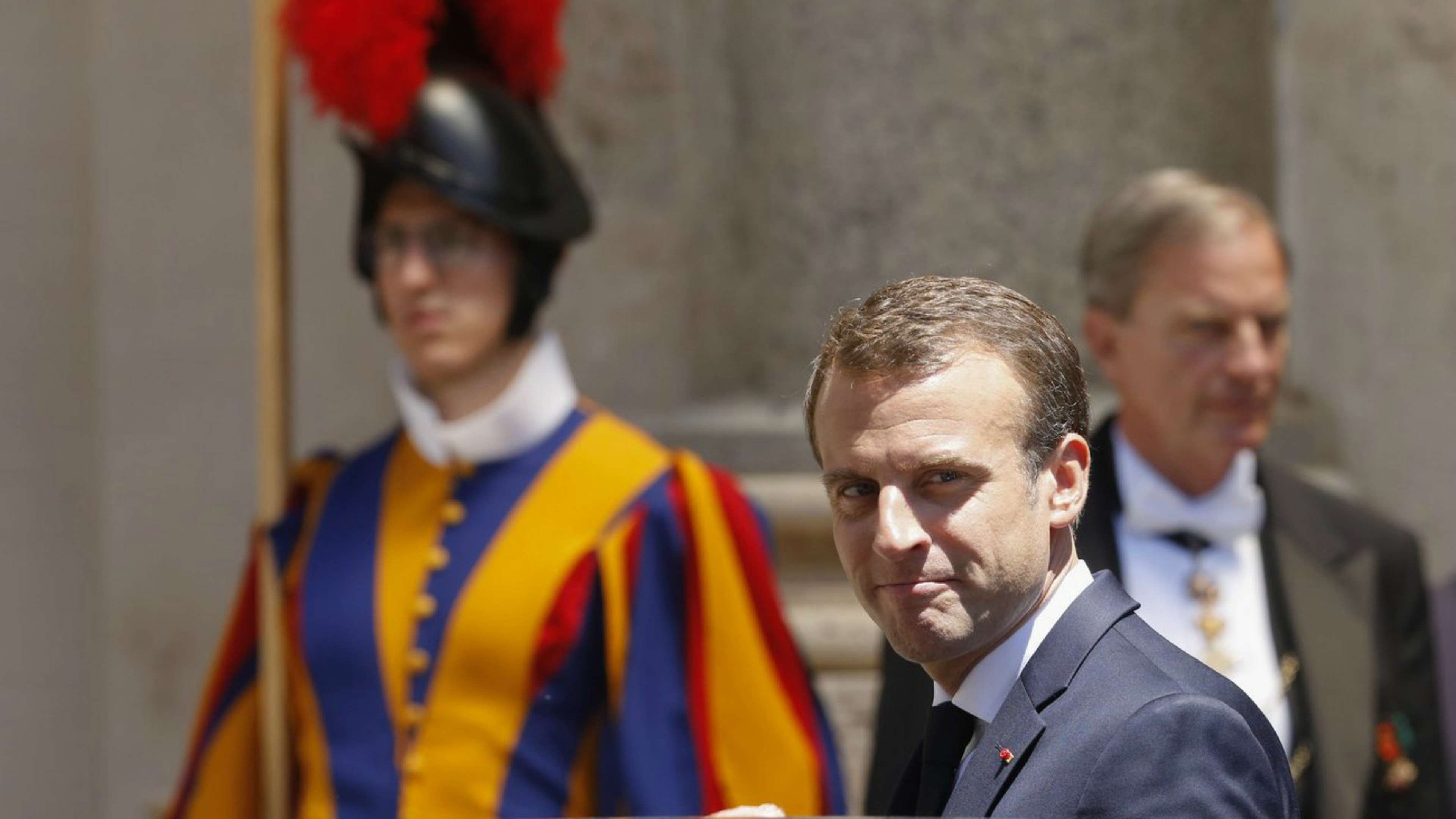 /assets/images/upload/Macron Vatican.jpg