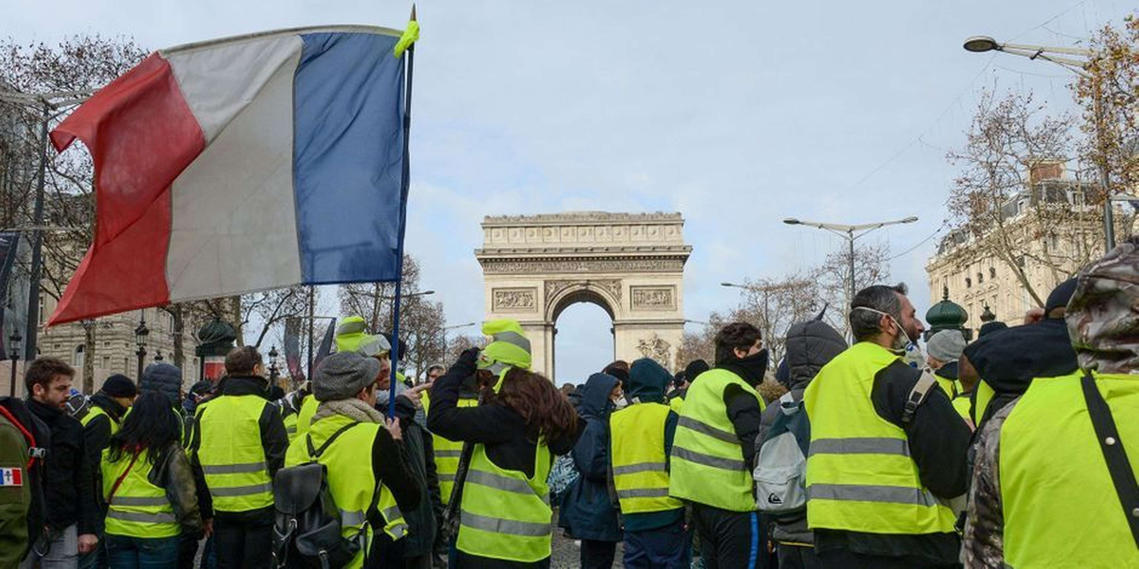 /assets/images/upload/Gilets-jaunes-la-partie-immigration-du-futur-debat-national-fait-deja-polemique.jpg