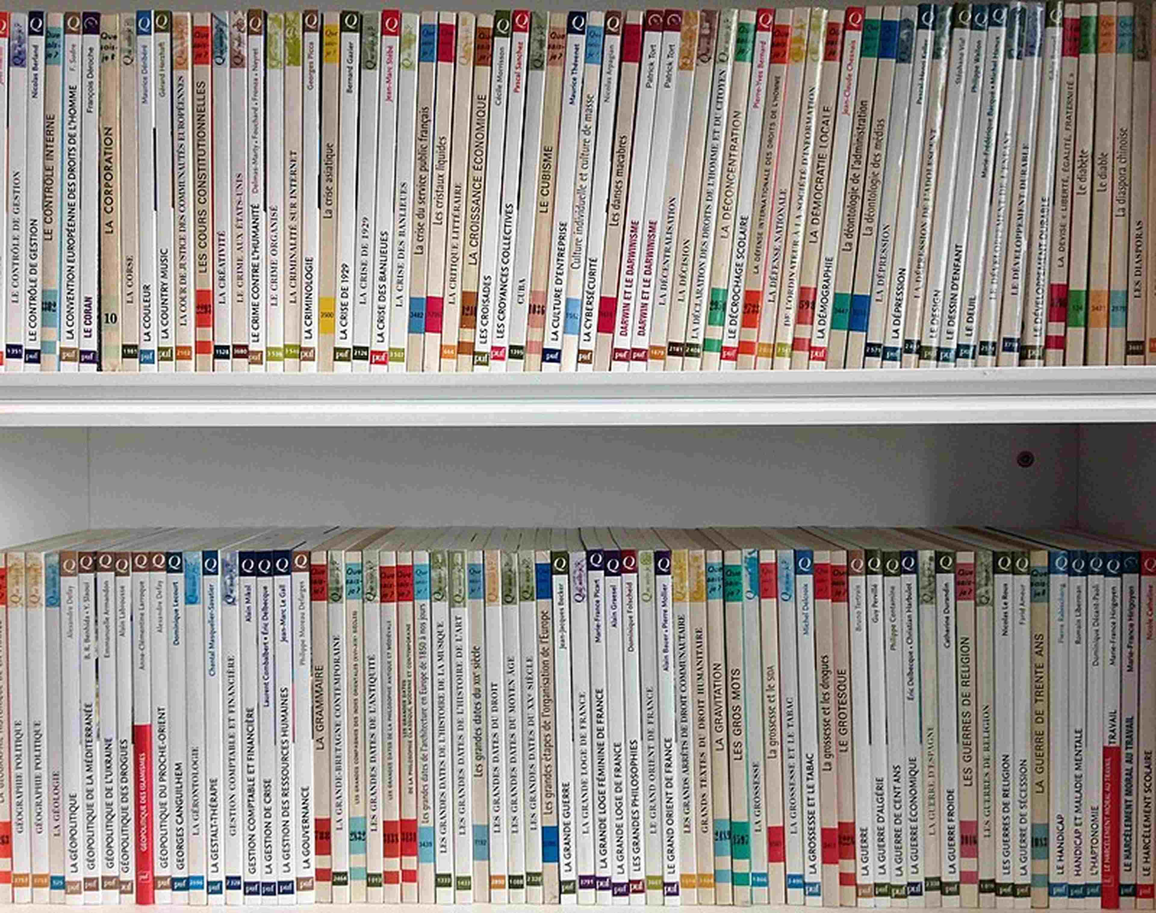/assets/images/upload/800px-Bibliothèque_de_Que_sais-je_.jpg