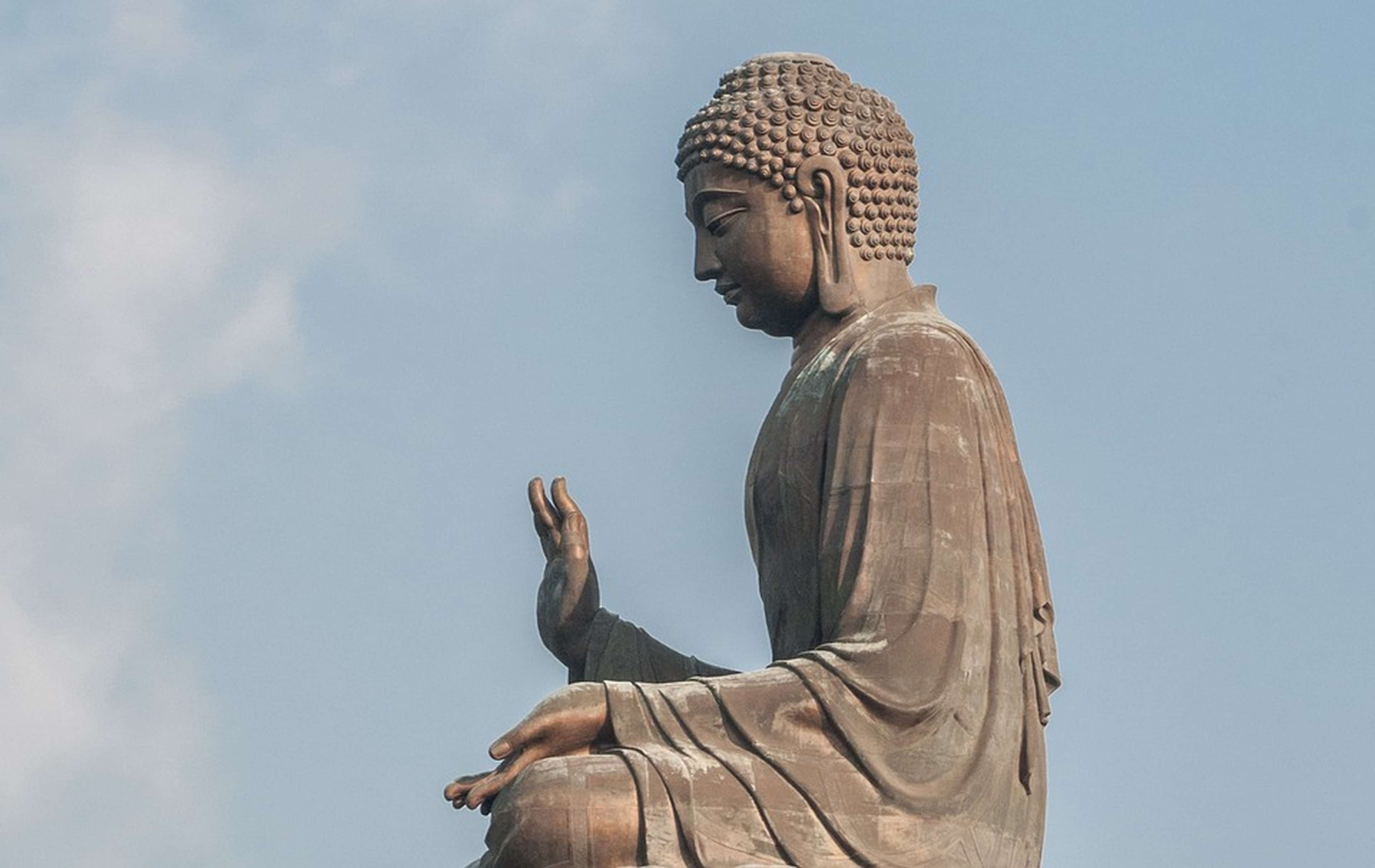 /assets/images/upload/buddha-giant-tian-tan-1173975_960_720.jpg
