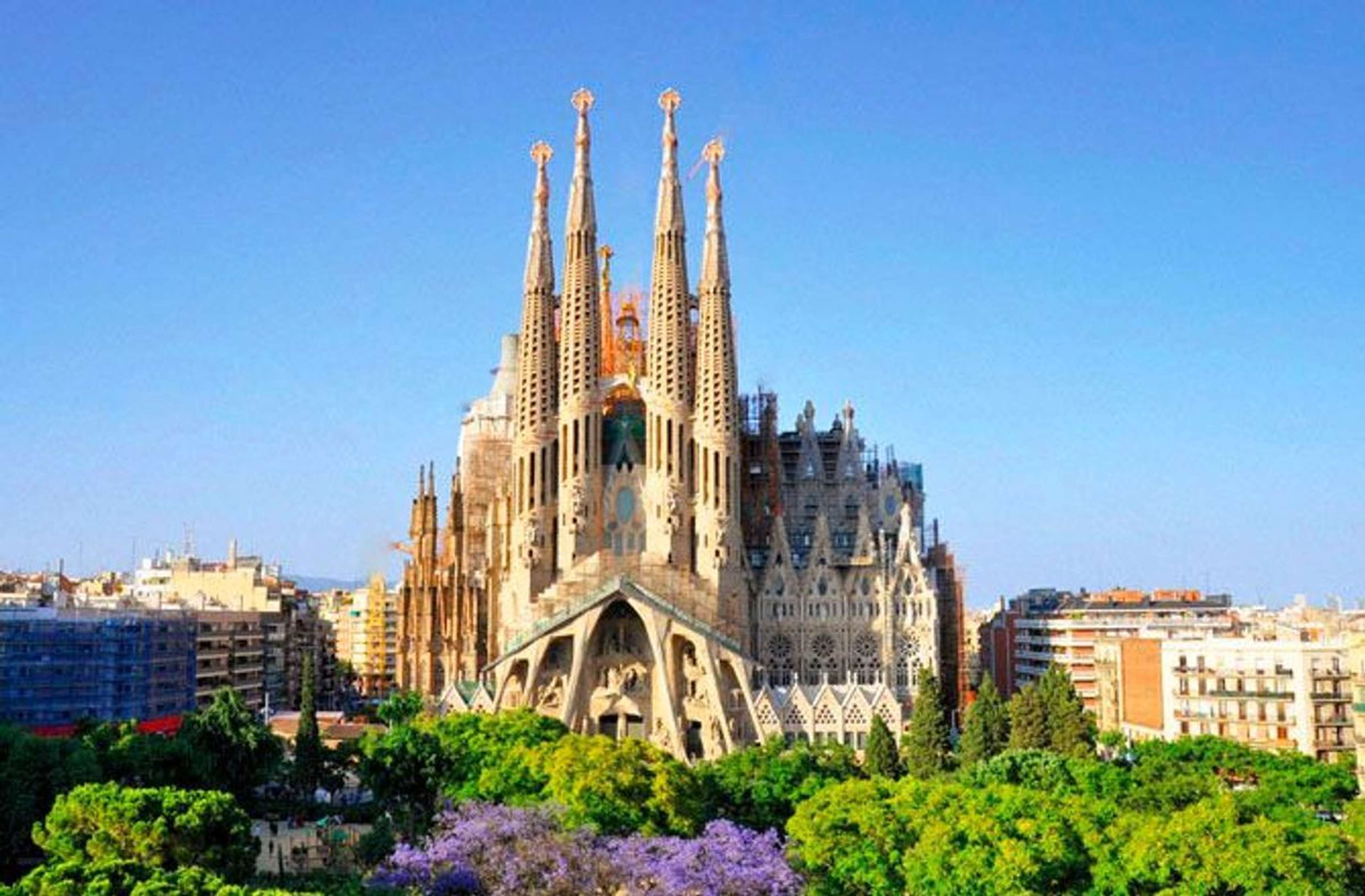 /assets/images/upload/Une-maison-un-artiste-France-5-Antoni-Gaudi-son-oeuvre-de-folie.jpg
