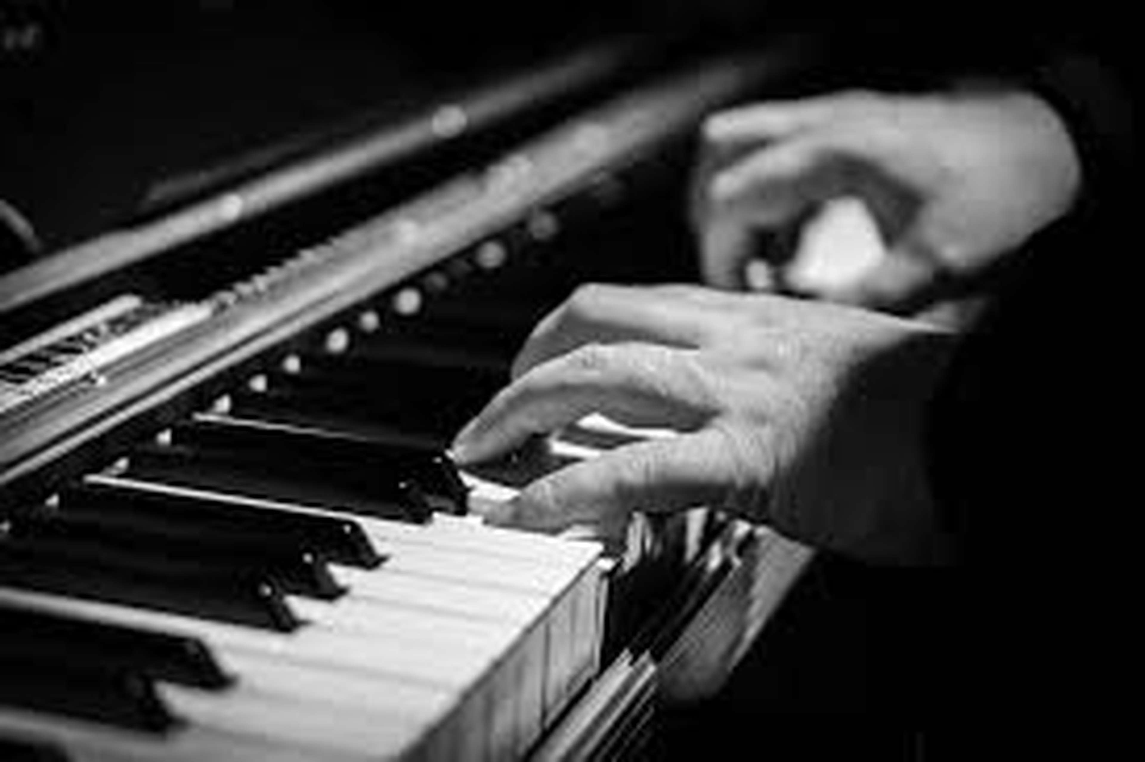 /assets/images/upload/Pianiste.jpg