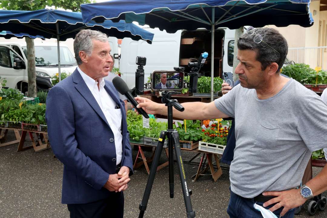 Les politiques condamnés par la justice doiventil pouvoir à nouveau se